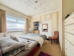 Bedroom- click for photo gallery